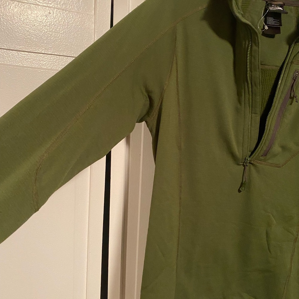 Men’s NORTH FACE 1/4 Zip Lightweight Fleece - Picture 7 of 9